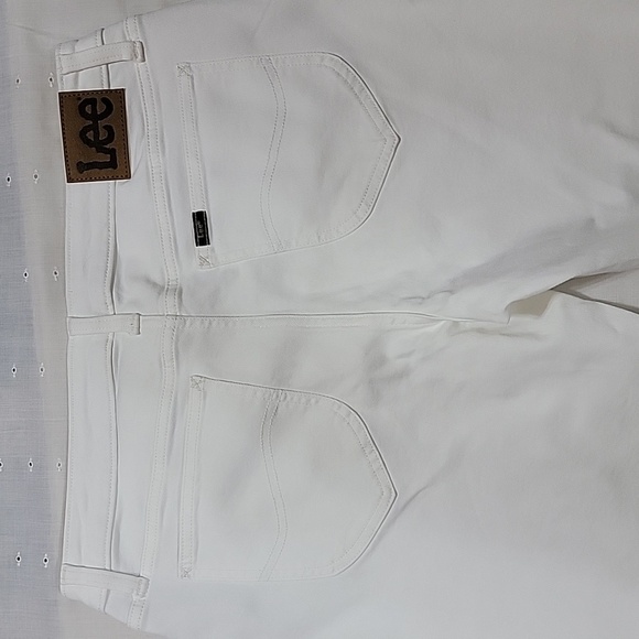 Women's Lee Legendary Bootcut Jean, Light Form, Size 14 Long, NWT - Picture 13 of 14